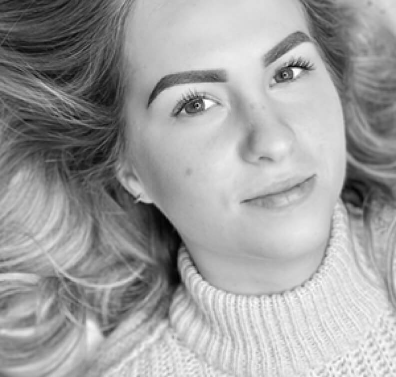 Strakke, natuurlijke wenkbrauwen met langdurig resultaat